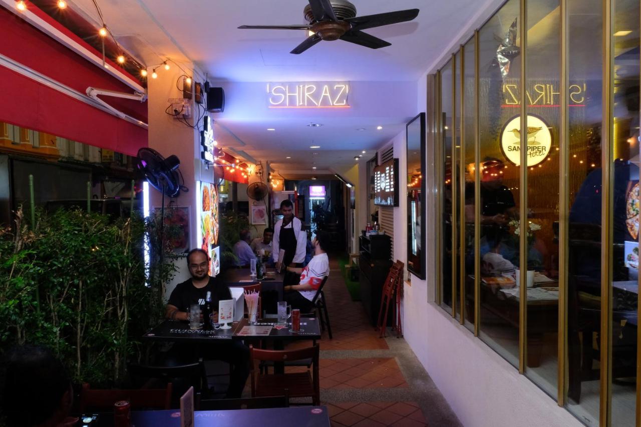 Single Sharing Room And Short Hours Stay At Sandpiper Hotel Singapur Exterior foto